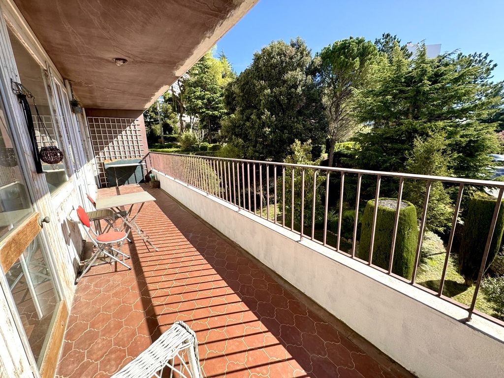 Achat appartement à vendre 6 pièces 107 m² - Marseille 9ème arrondissement