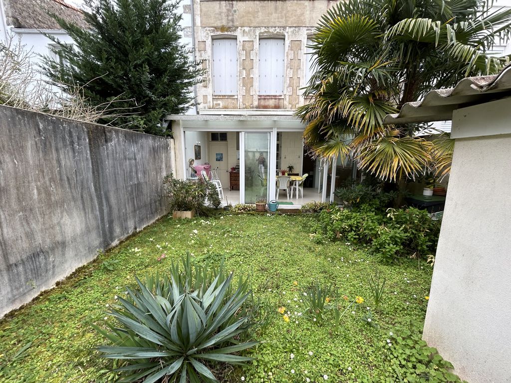 Achat appartement à vendre 2 pièces 60 m² - Royan