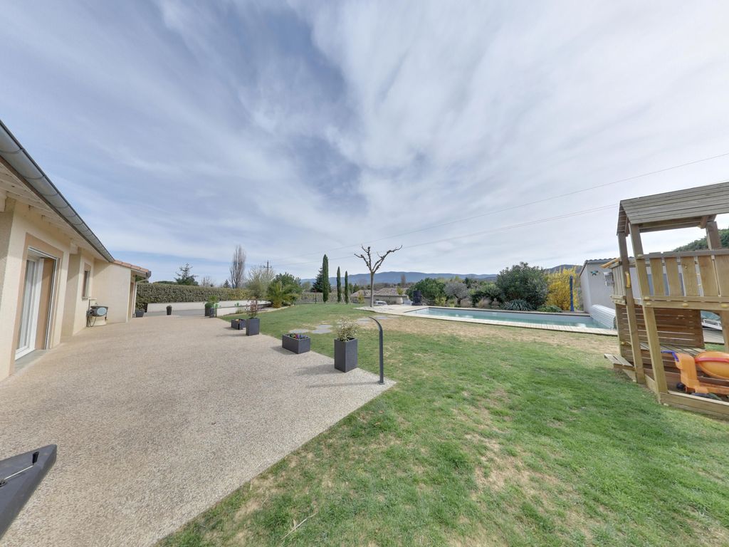 Achat maison à vendre 5 chambres 175 m² - Étoile-sur-Rhône
