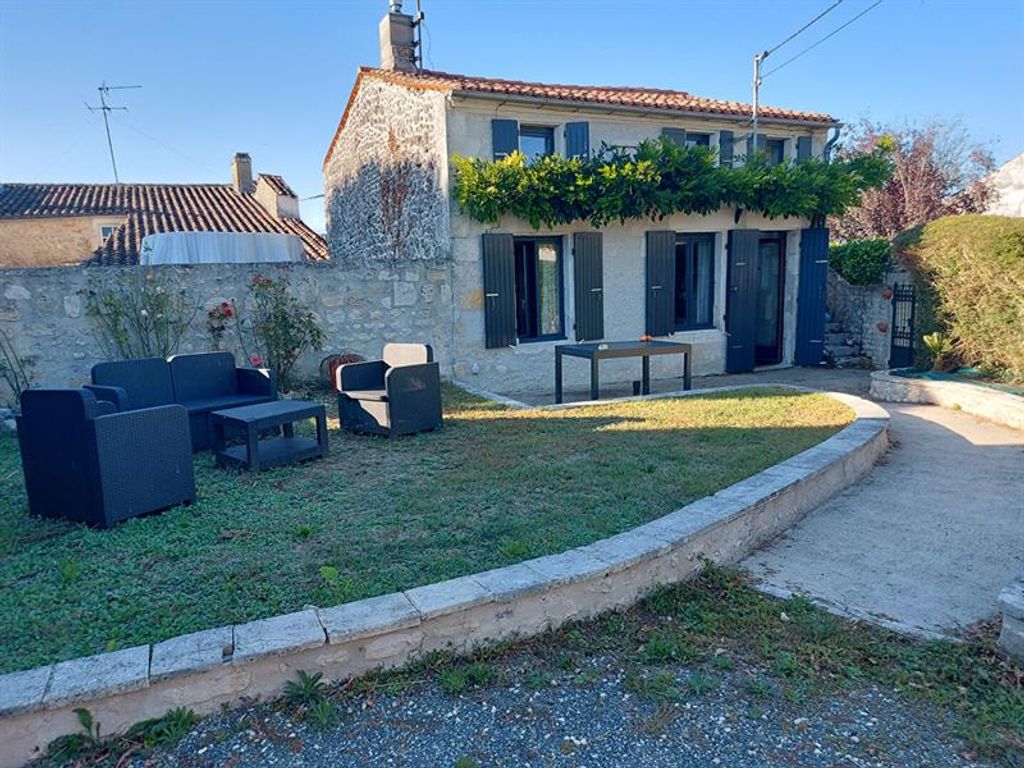 Achat maison à vendre 2 chambres 75 m² - Saint-Sulpice-d'Arnoult