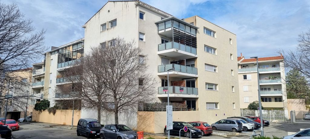 Achat appartement à vendre 2 pièces 51 m² - Istres