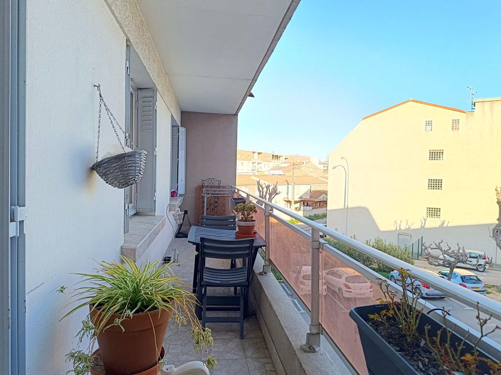 Achat appartement à vendre 4 pièces 85 m² - Narbonne