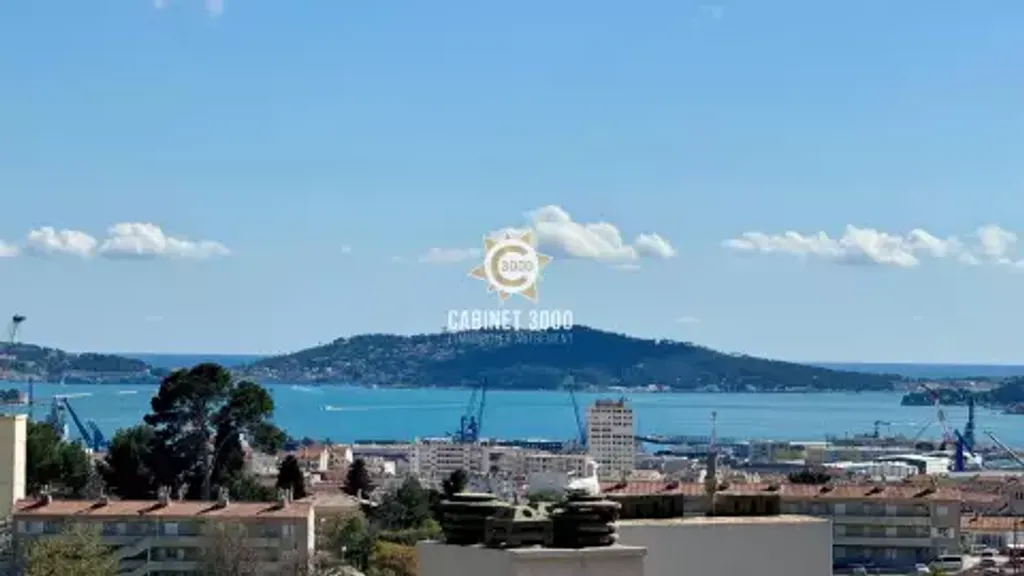 Achat appartement à vendre 5 pièces 80 m² - Toulon