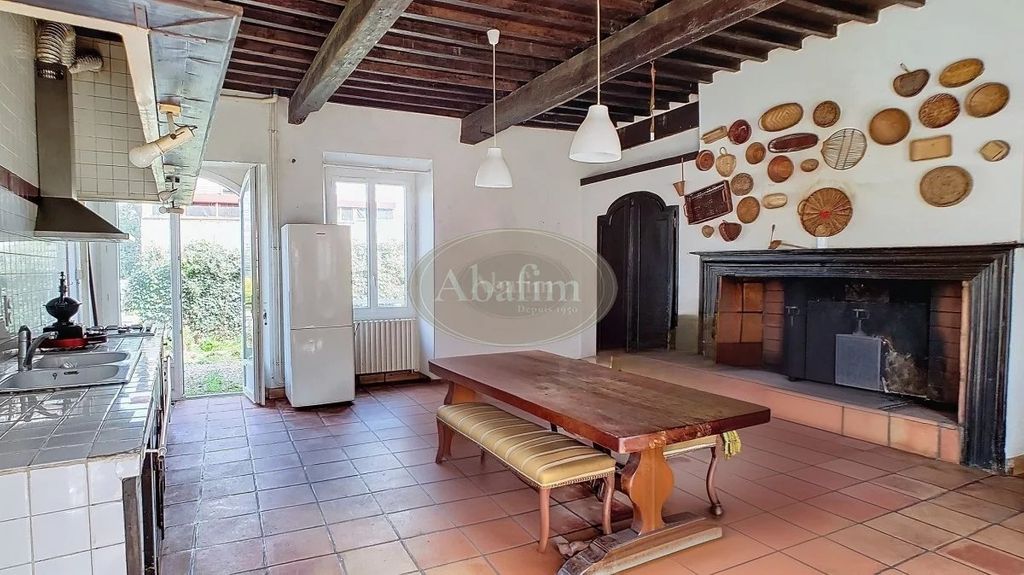 Achat maison à vendre 6 chambres 340 m² - Tarbes