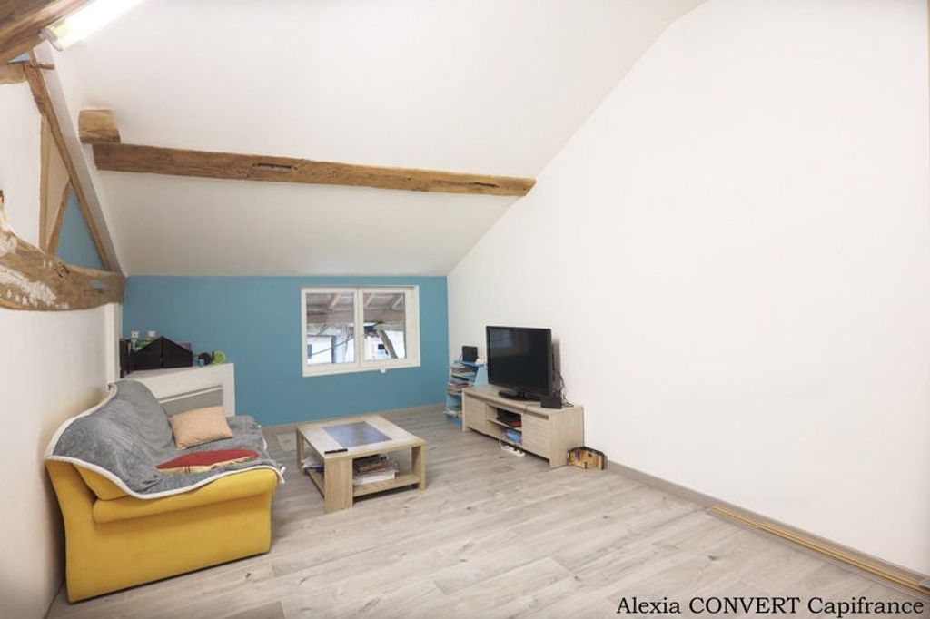 Achat maison à vendre 3 chambres 132 m² - Saint-Trivier-de-Courtes