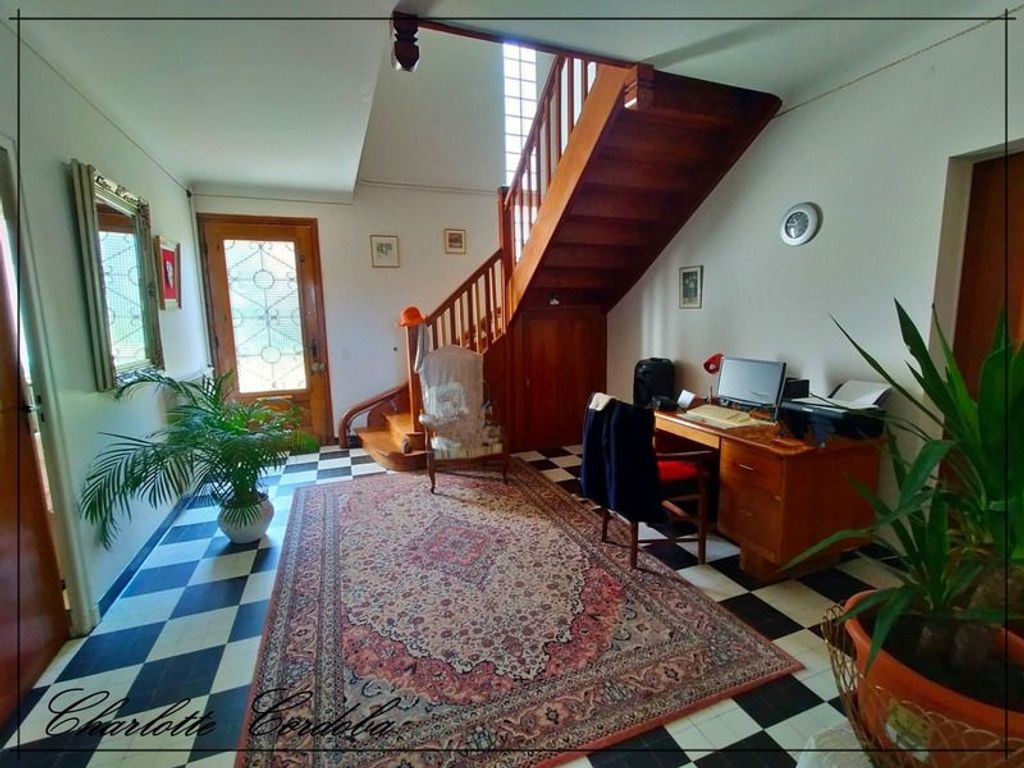 Achat maison à vendre 6 chambres 230 m² - Clairac