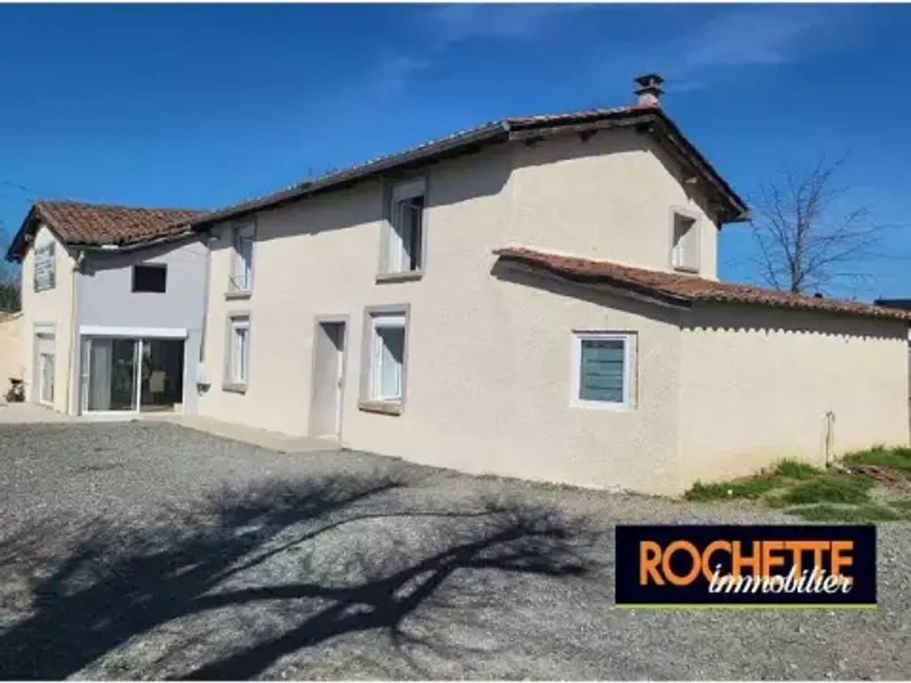 Achat maison à vendre 5 chambres 180 m² - Montrond-les-Bains