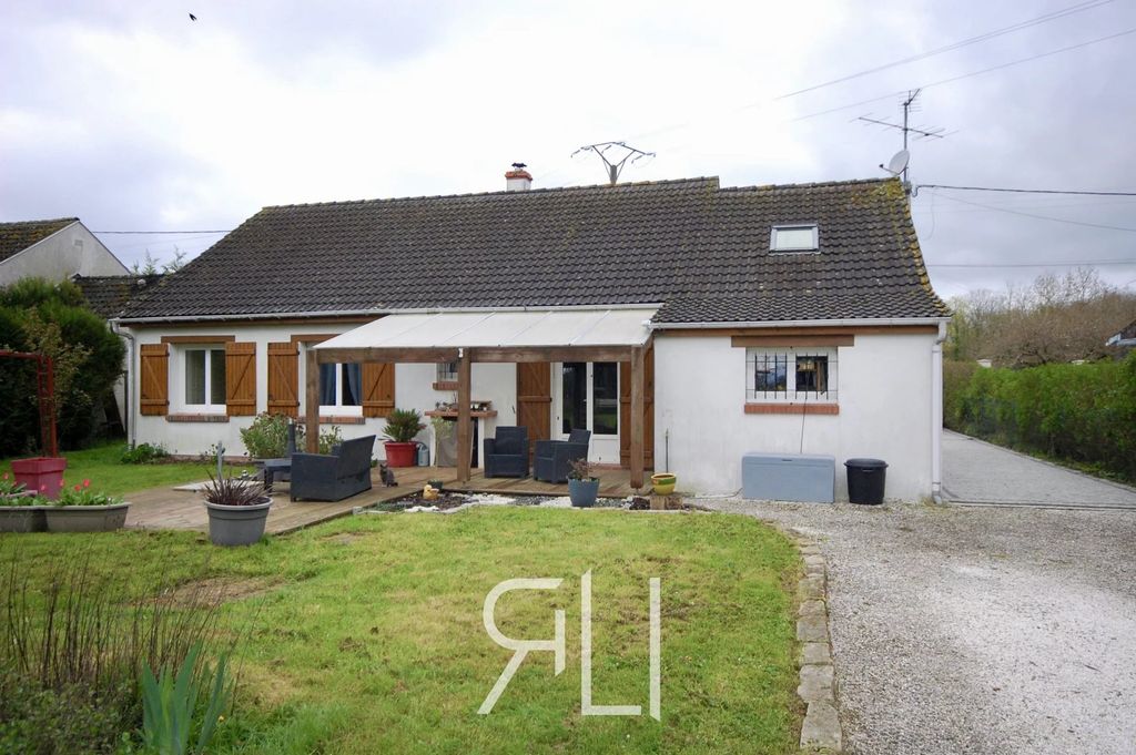 Achat maison à vendre 3 chambres 118 m² - Huisseau-sur-Mauves