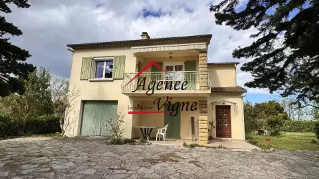 Achat maison à vendre 2 chambres 82 m² - Saint-Denis