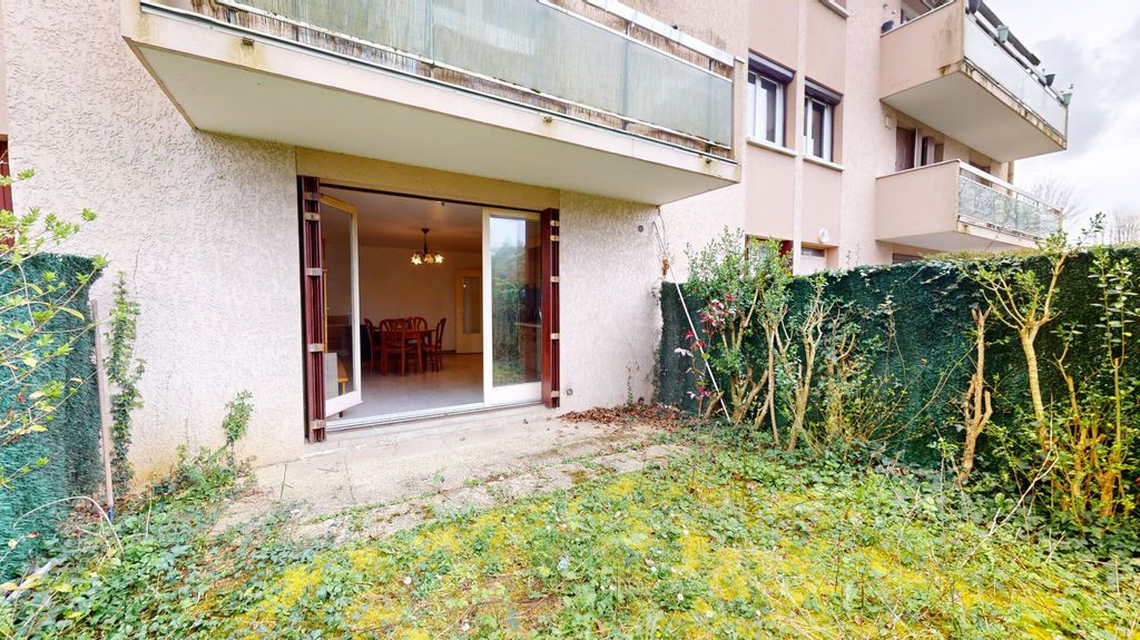 Achat appartement à vendre 2 pièces 44 m² - Pontault-Combault