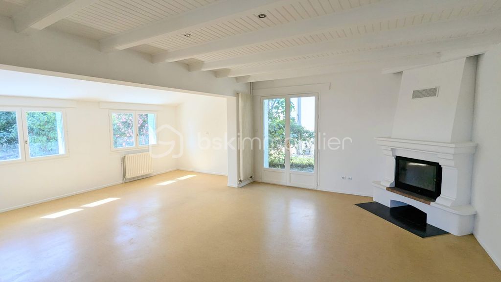 Achat maison à vendre 4 chambres 126 m² - Frouzins