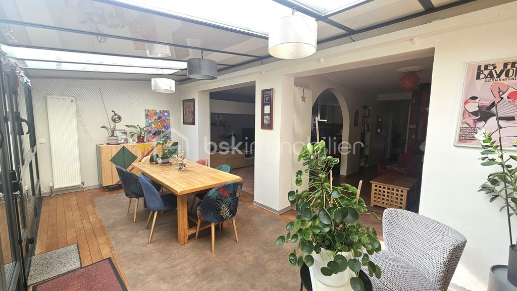 Achat maison à vendre 6 chambres 156 m² - Nanterre