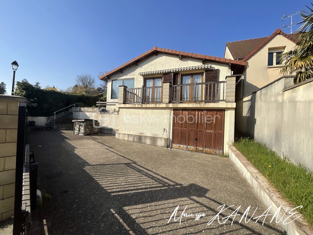 Achat maison à vendre 2 chambres 90 m² - Brueil-en-Vexin