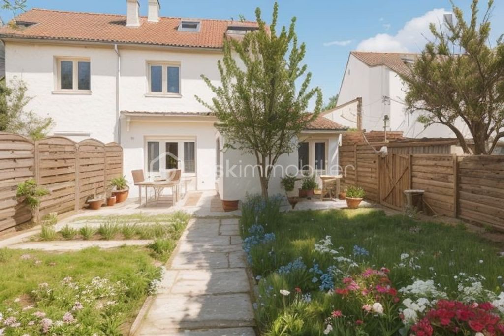 Achat maison à vendre 4 chambres 105 m² - Cergy