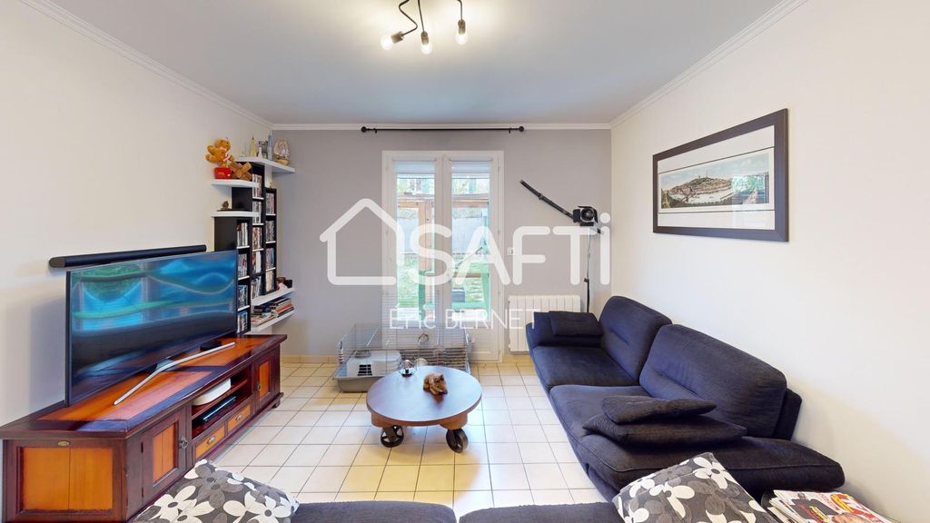 Achat maison à vendre 5 chambres 120 m² - Décines-Charpieu