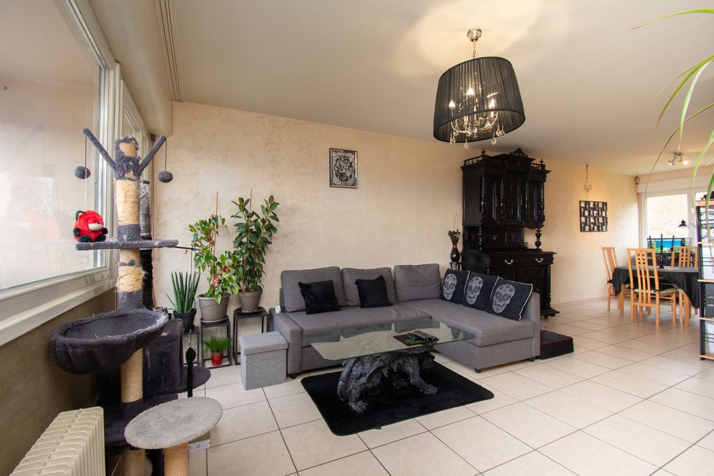 Achat appartement à vendre 3 pièces 74 m² - Pontarlier