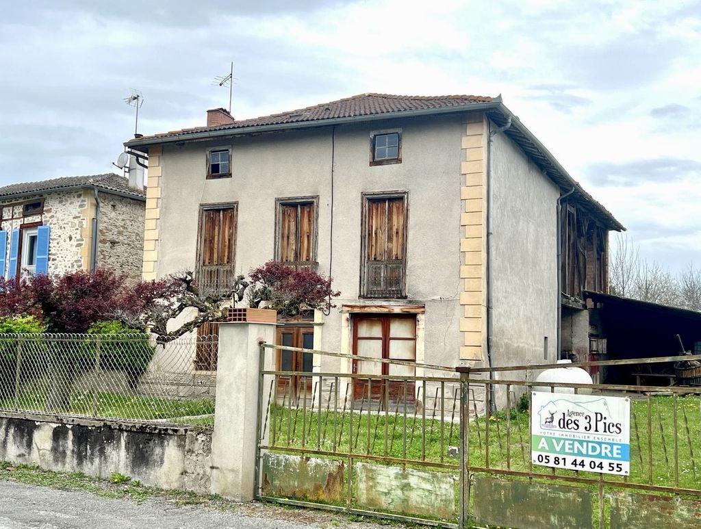 Achat maison à vendre 3 chambres 140 m² - La Bastide-du-Salat