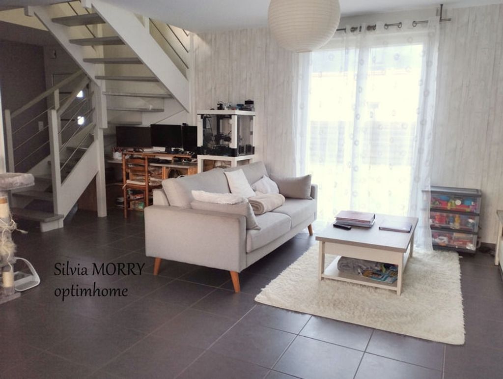 Achat maison à vendre 3 chambres 91 m² - Ploudiry