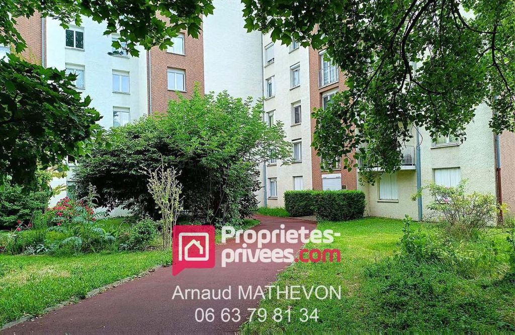 Achat appartement à vendre 4 pièces 89 m² - Fontenay-sous-Bois