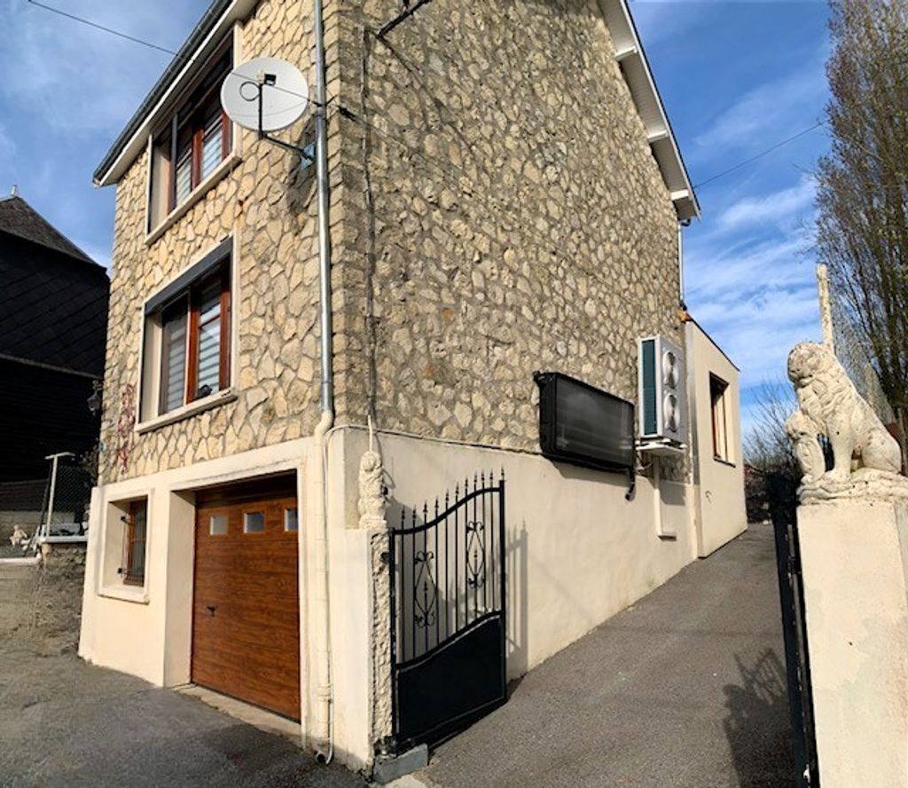 Achat maison à vendre 3 chambres 99 m² - Sévigny-Waleppe