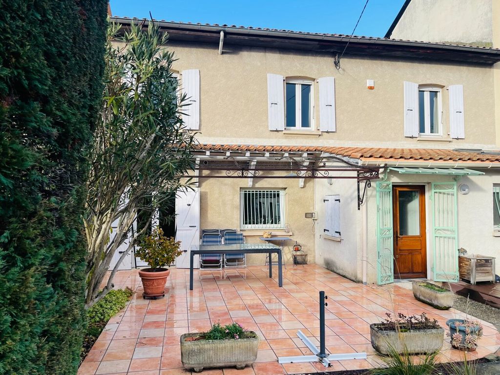 Achat maison à vendre 3 chambres 121 m² - Romans-sur-Isère