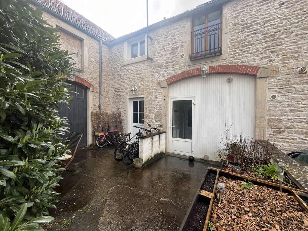 Achat appartement à vendre 3 pièces 81 m² - Beaune