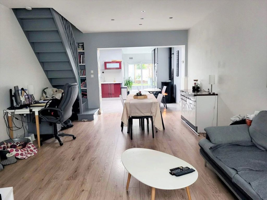 Achat maison à vendre 3 chambres 95 m² - Lys-lez-Lannoy