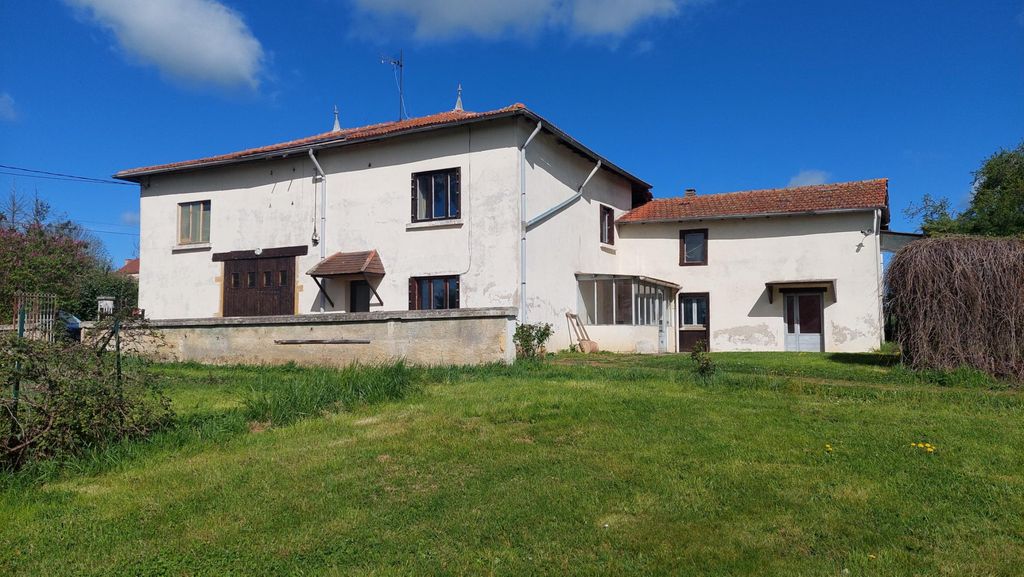 Achat maison à vendre 4 chambres 107 m² - Saint-Nizier-sous-Charlieu