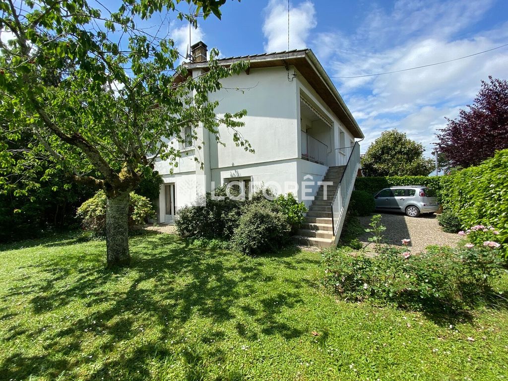 Achat maison à vendre 4 chambres 177 m² - Agen