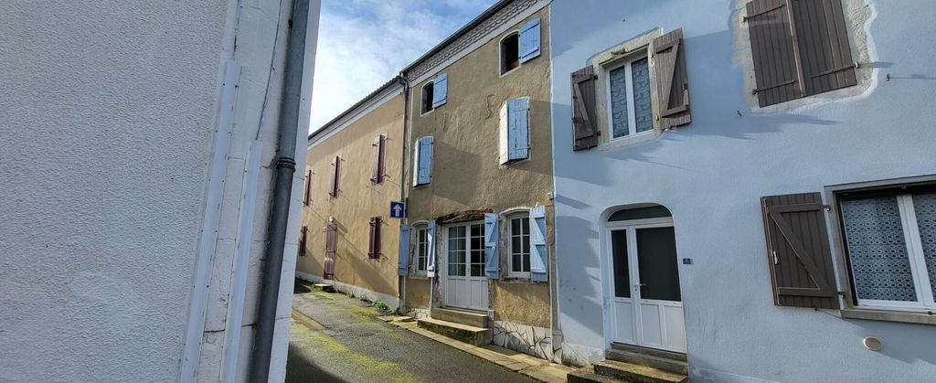 Achat maison à vendre 3 chambres 111 m² - Hagetmau