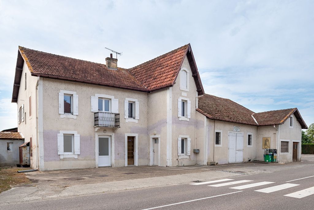 Achat maison à vendre 6 chambres 258 m² - Castel-Sarrazin
