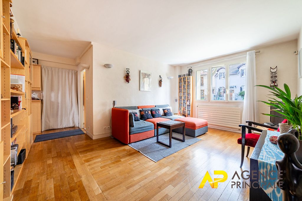 Achat appartement à vendre 4 pièces 77 m² - La Garenne-Colombes