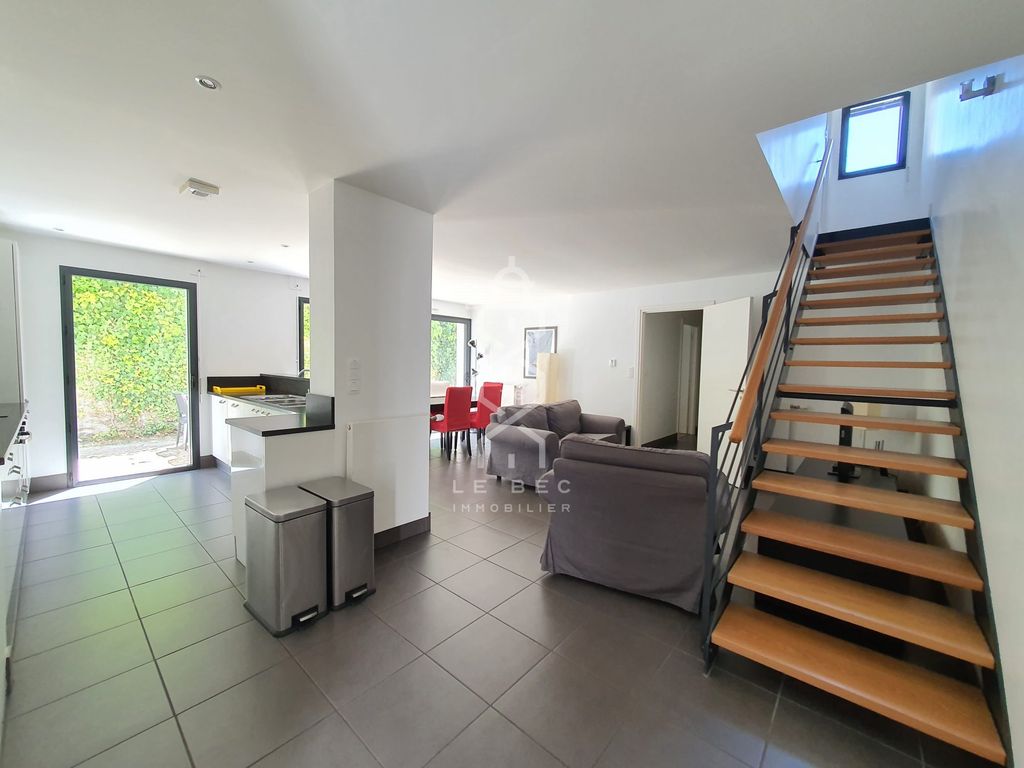 Achat maison à vendre 3 chambres 93 m² - Larmor-Plage