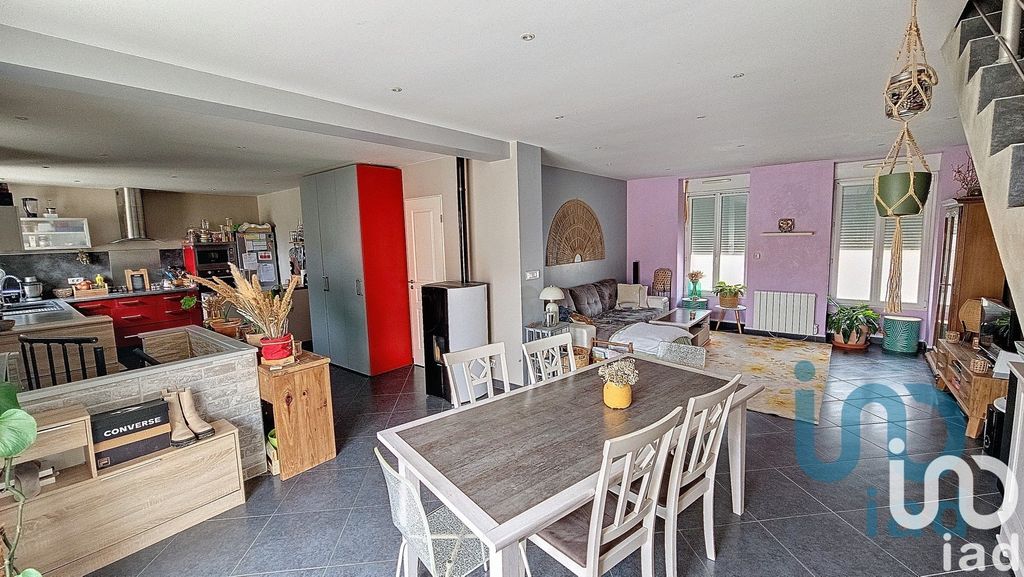 Achat maison à vendre 4 chambres 135 m² - Origny-le-Sec