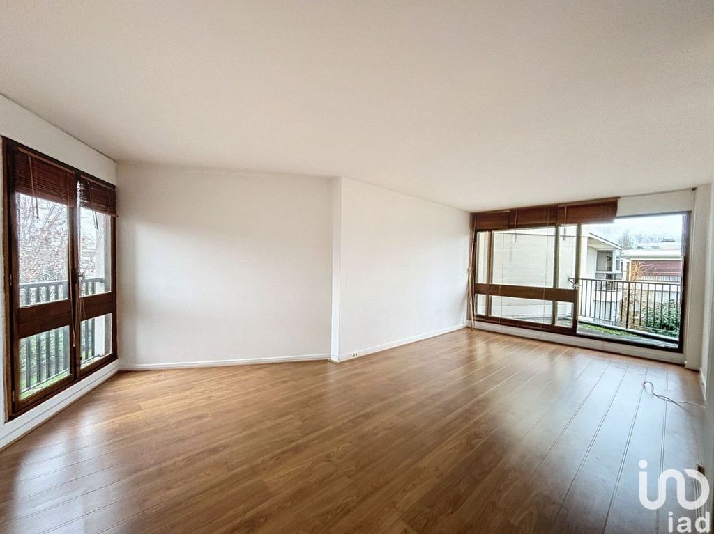 Achat appartement à vendre 3 pièces 65 m² - Rocquencourt