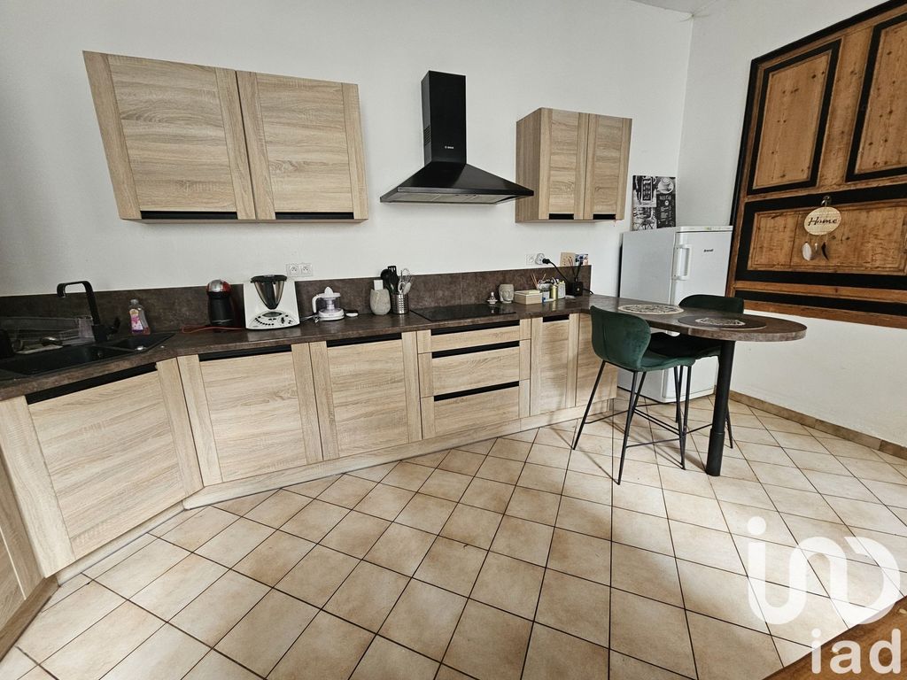 Achat maison à vendre 4 chambres 161 m² - Pernes