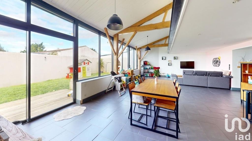 Achat maison à vendre 4 chambres 145 m² - Saint-Médard-d'Aunis