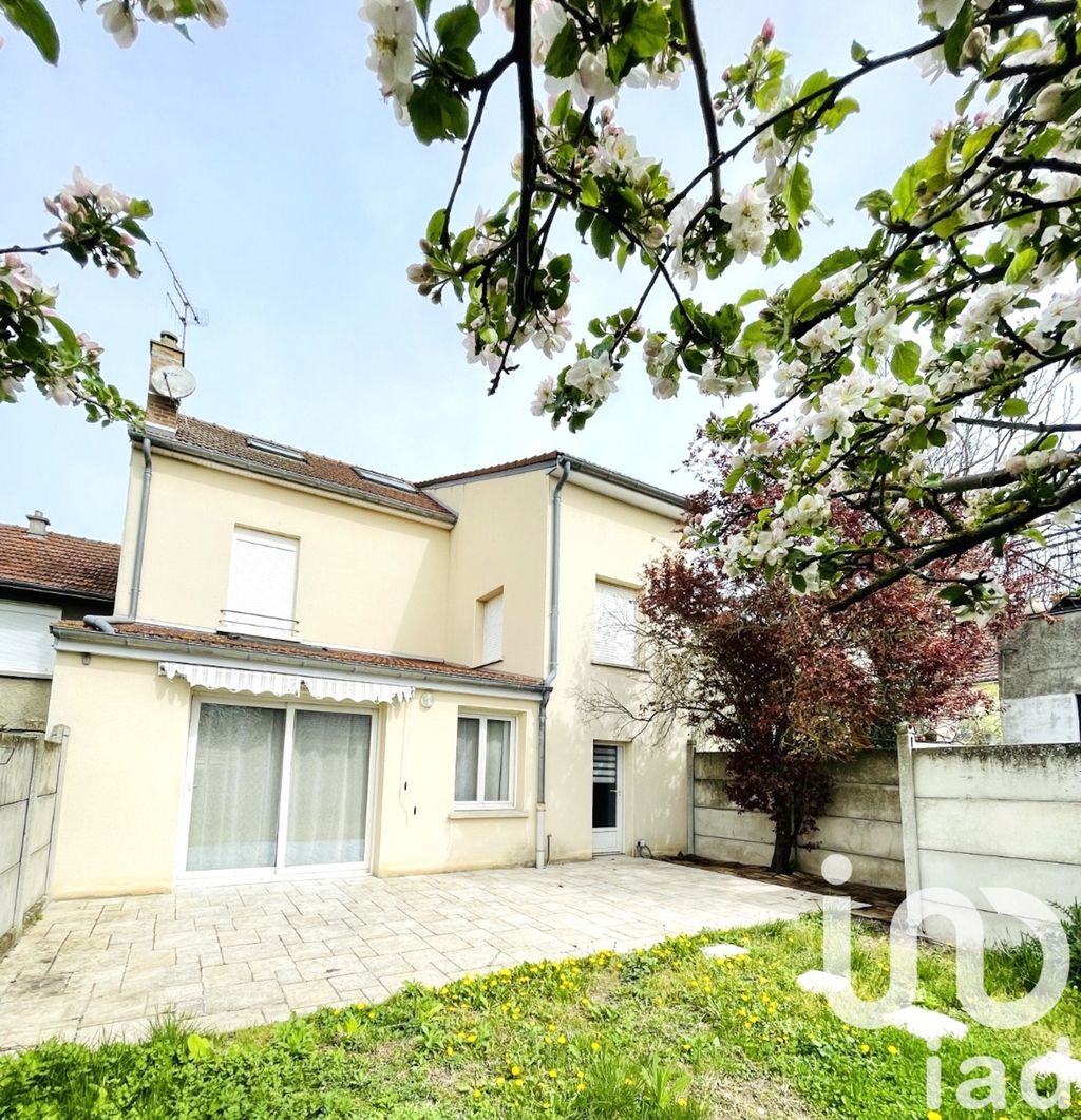 Achat maison à vendre 5 chambres 159 m² - Reims