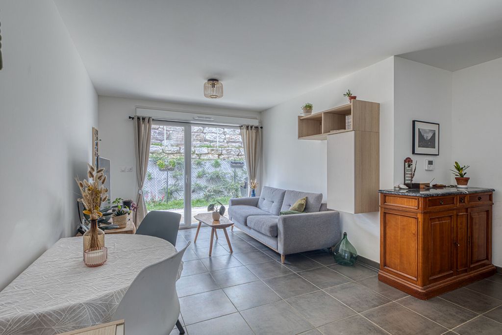 Achat appartement à vendre 2 pièces 46 m² - La Balme-de-Sillingy