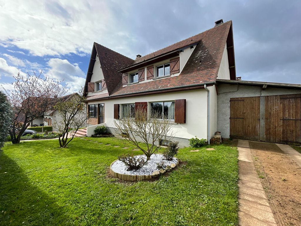 Achat maison à vendre 4 chambres 183 m² - Gournay-en-Bray