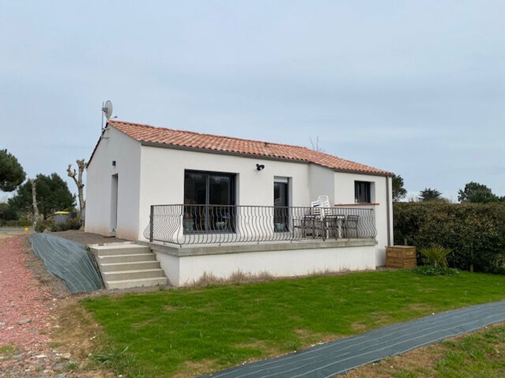 Achat maison à vendre 2 chambres 72 m² - Longeville-sur-Mer