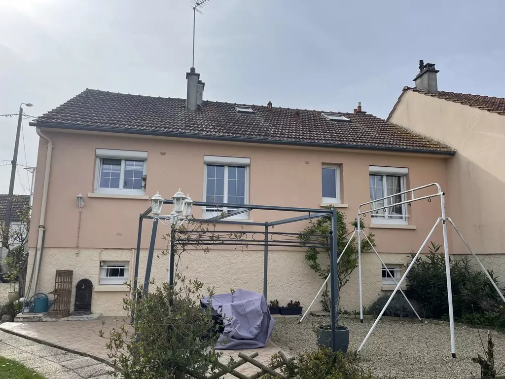 Achat maison à vendre 4 chambres 99 m² - Athies-sous-Laon