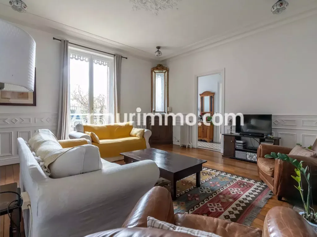 Achat maison à vendre 5 chambres 193 m² - Thorigny-sur-Marne