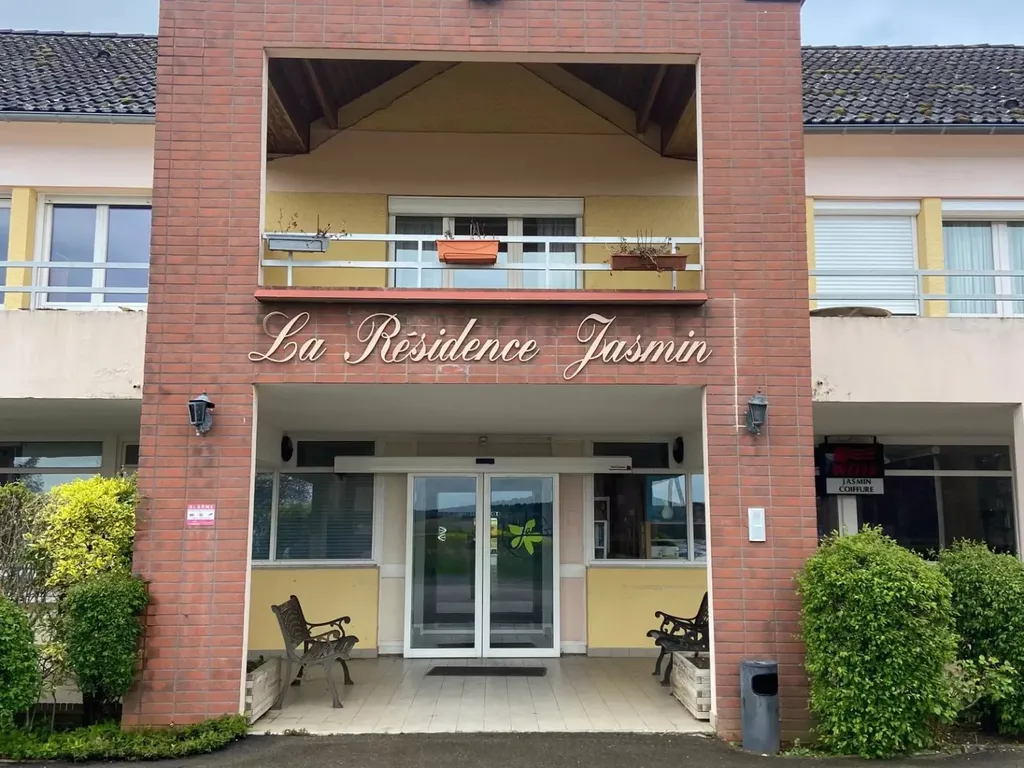 Achat appartement à vendre 2 pièces 43 m² - Thorigny-sur-Oreuse