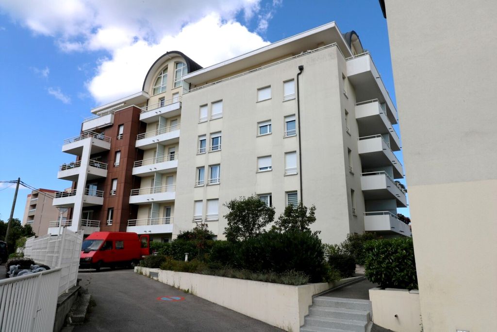 Achat appartement à vendre 5 pièces 96 m² - La Roche-sur-Foron