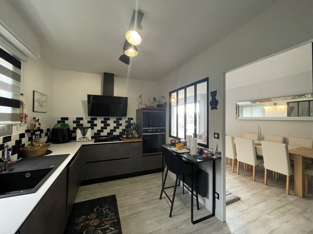 Achat appartement à vendre 3 pièces 78 m² - Mont-Saint-Aignan