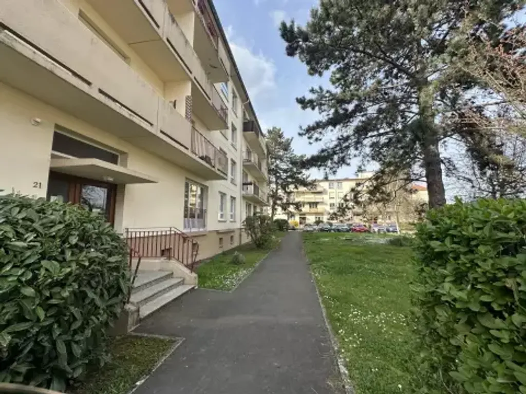 Achat appartement à vendre 3 pièces 66 m² - Thionville