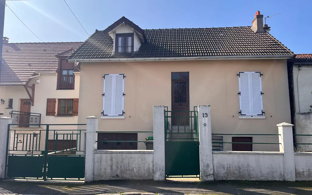 Achat maison à vendre 3 chambres 75 m² - Savigny-sur-Orge