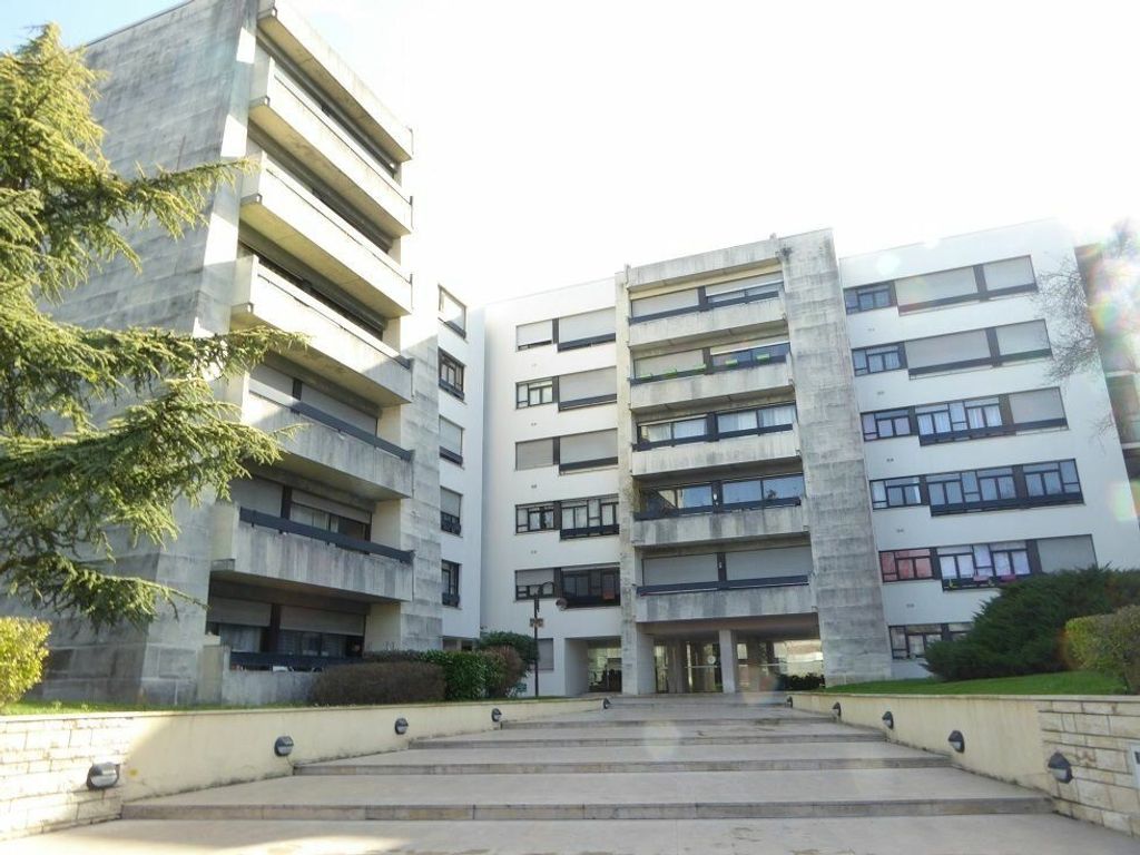 Achat appartement à vendre 2 pièces 51 m² - Franconville