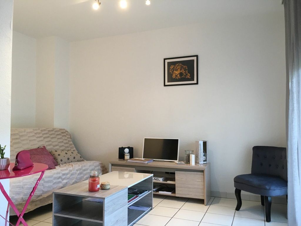 Achat appartement à vendre 2 pièces 31 m² - Ornex